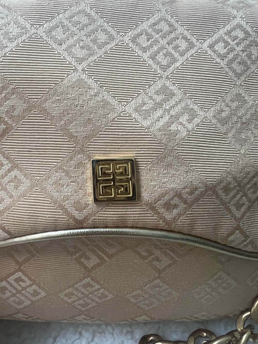 Givenchy Converted Beauty Bag to Gold-Tone Quilted Shoulder Bag - Picture 3 of 9